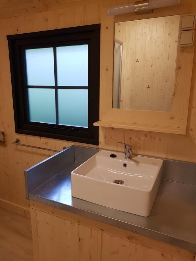 Camping Le Mouliat Hotell Moncrabeau Exteriör bild